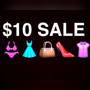 🔥🔥🔥🔥EVERYTHING IN THIS CLOSET IS $10.00🔥🔥🔥🔥